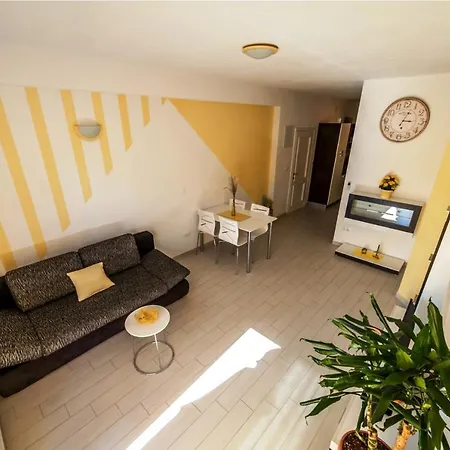 Vice Apartman *