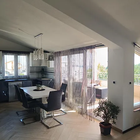 Appartamento Vice Biograd Na Moru
