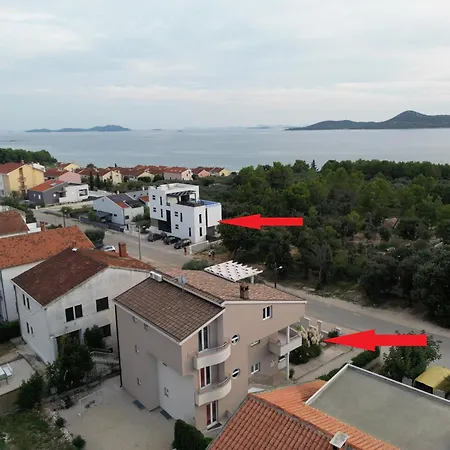 Vice Biograd Na Moru